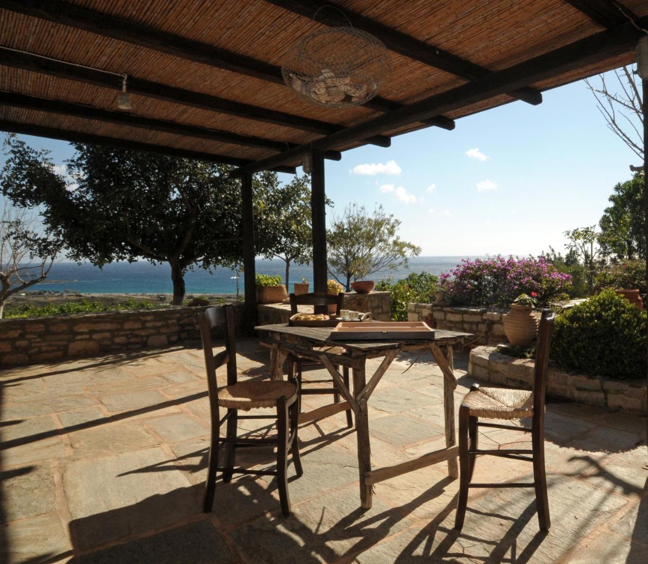 Venus Country house *